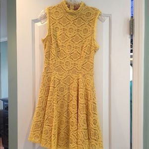 City Studio size 3, yellow dress